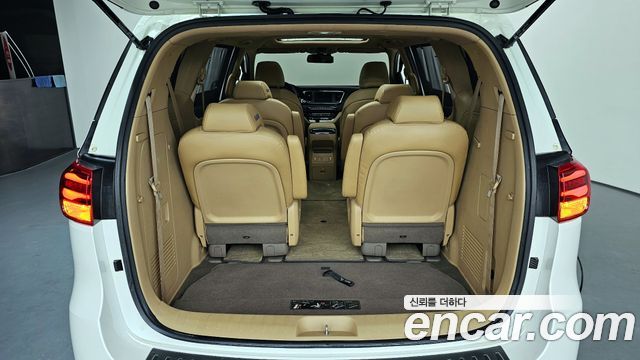 Kia Canival 2020 — photo 26