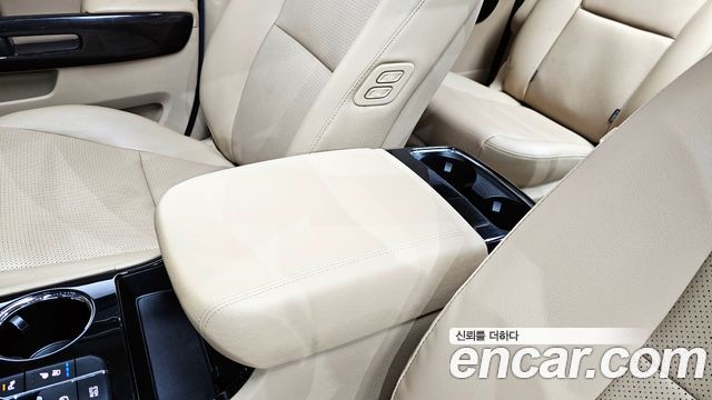 Kia Canival 2020 — photo 30