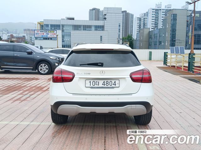 Mercedes-Benz GLA-Class 2018 — photo 5