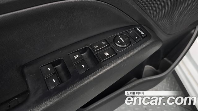 Hyundai AVANTE 2018 — photo 29