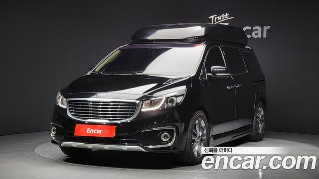 Kia Canival 2015 — photo 1