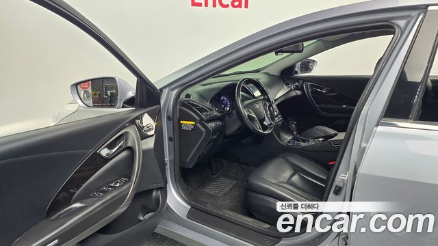 Hyundai Grandeur 2016 — photo 11