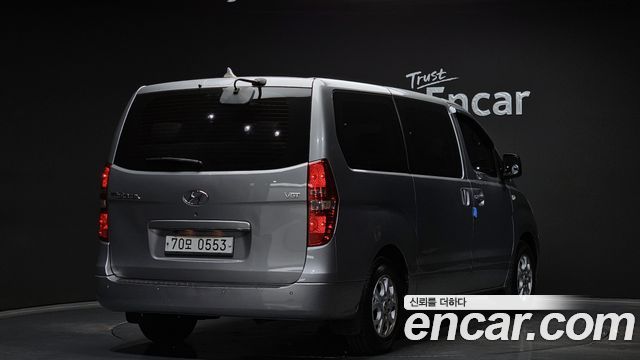 Hyundai Starex 2015 — photo 2