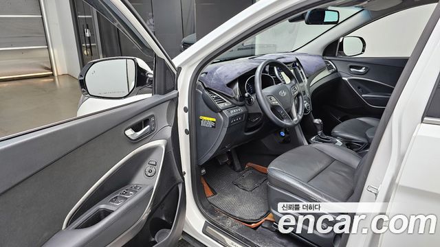 Hyundai Santafe 2016 — photo 13
