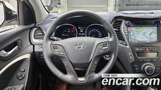 Hyundai Santafe 2016 — photo 19
