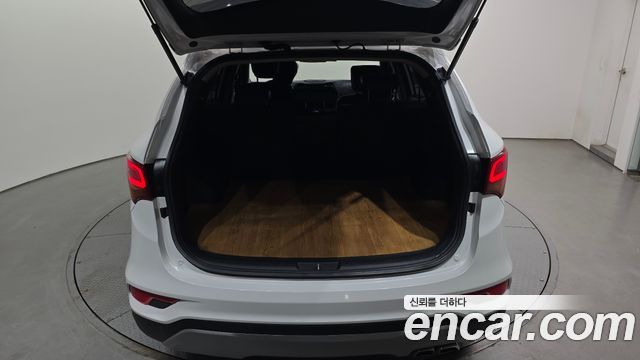 Hyundai Santafe 2016 — photo 26