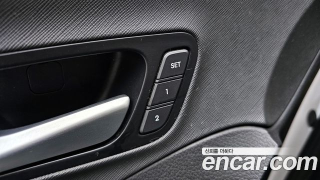Hyundai Santafe 2016 — photo 27