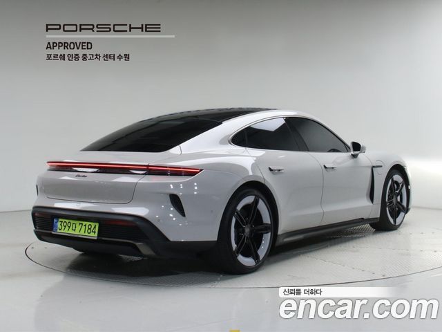 Porsche Taycan 2025 — photo 2