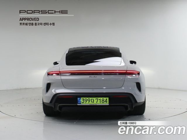 Porsche Taycan 2025 — photo 4