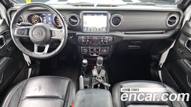 Jeep Wrangler 2022 — photo 7