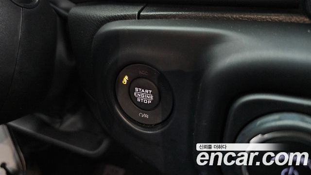 Jeep Wrangler 2022 — photo 19