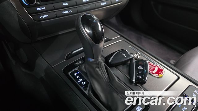 Hyundai Genesis 2016 — photo 9