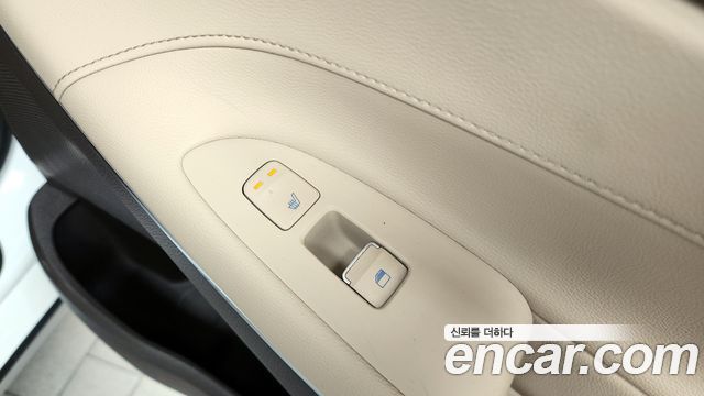Hyundai Grandeur 2017 — photo 25