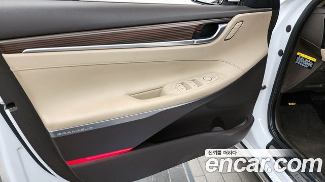 Hyundai Grandeur 2017 — photo 14