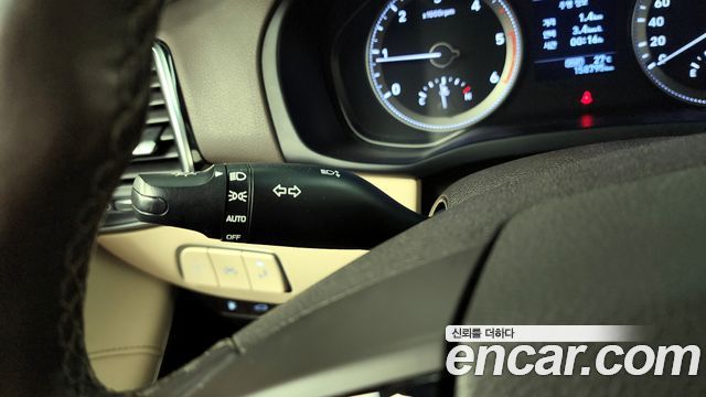 Hyundai Grandeur 2017 — photo 29