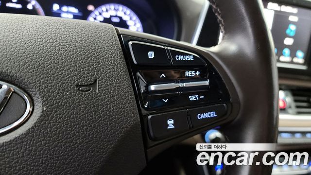 Hyundai Grandeur 2017 — photo 32