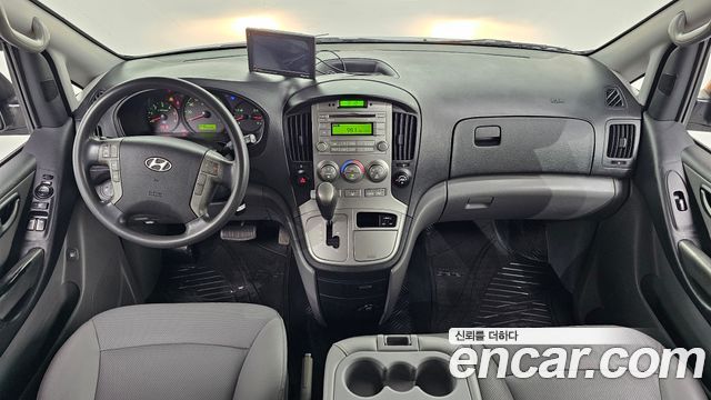 Hyundai Starex 2015 — photo 7