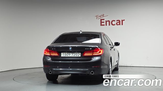 BMW 5-Series 2020 — photo 4
