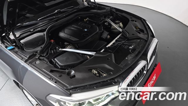 BMW 5-Series 2020 — photo 6