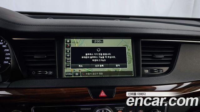 Kia K7 2016 — photo 16