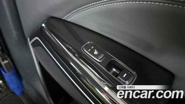 Kia K7 2016 — photo 19