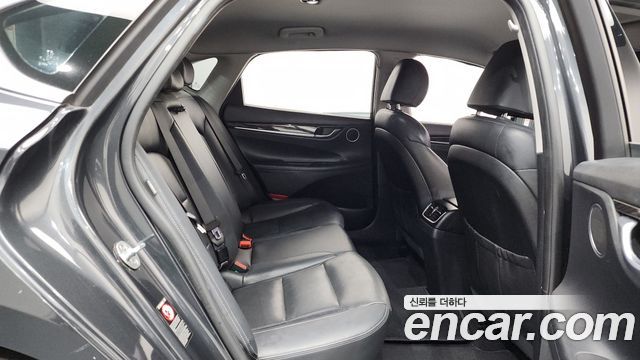 Hyundai Grandeur 2017 — photo 18