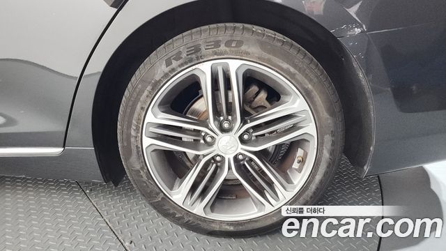 Hyundai Grandeur 2017 — photo 7