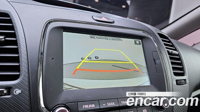 Kia K3 2017 — photo 21