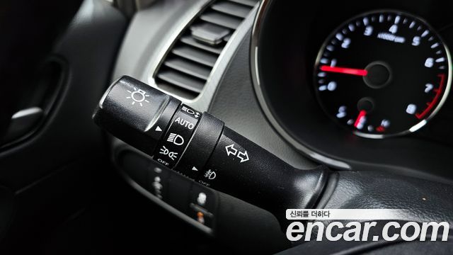 Kia K3 2017 — photo 26