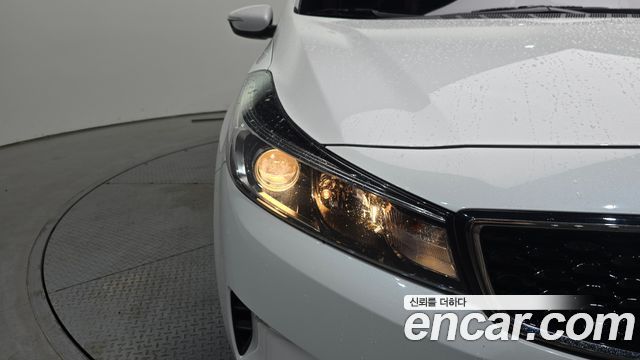 Kia K3 2017 — photo 8