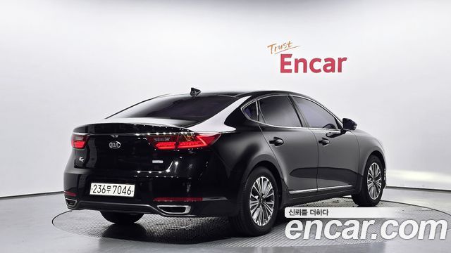 Kia K7 2018 — photo 2