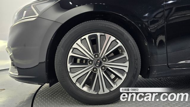 Kia K7 2018 — photo 5