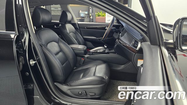 Kia K7 2018 — photo 10