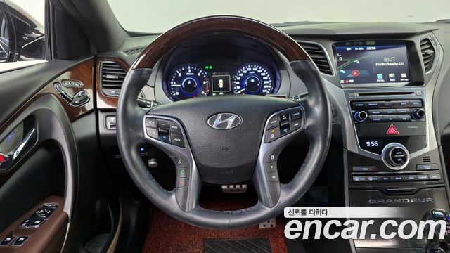 Hyundai Grandeur 2016 — photo 13