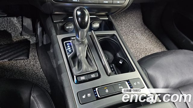 Hyundai Genesis 2016 — photo 12