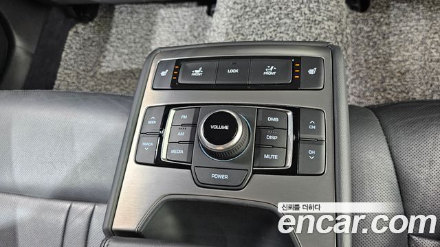 Hyundai Genesis 2016 — photo 25