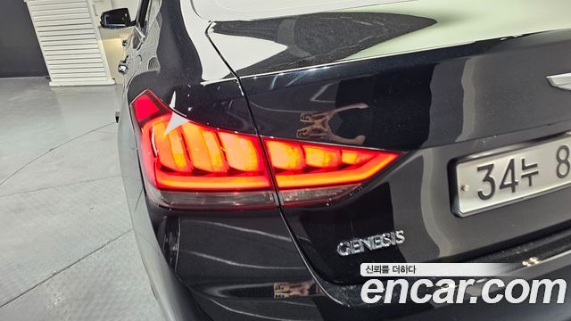 Hyundai Genesis 2016 — photo 9