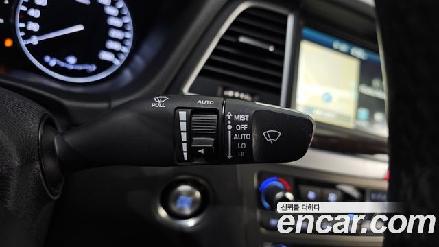 Hyundai Genesis 2016 — photo 27