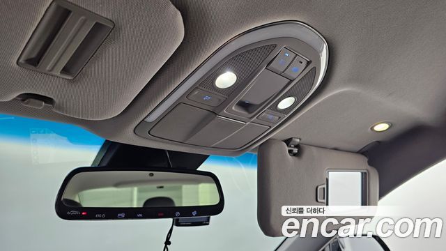Hyundai Genesis 2016 — photo 29