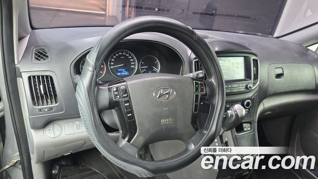 Hyundai Starex 2018 — photo 13