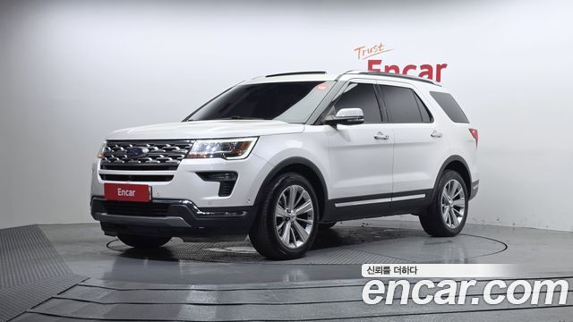 Ford Explorer 2019 — photo 1