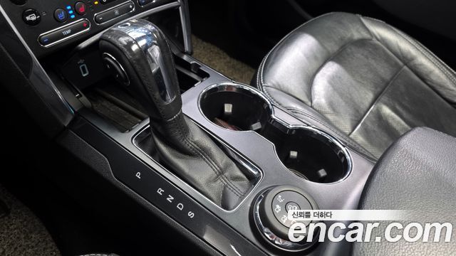 Ford Explorer 2019 — photo 9