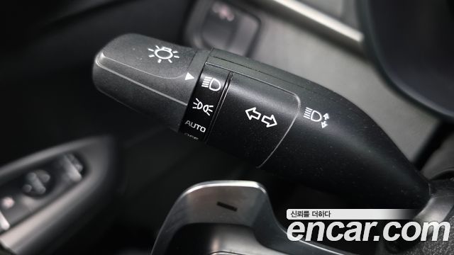Kia K5 2018 — photo 16