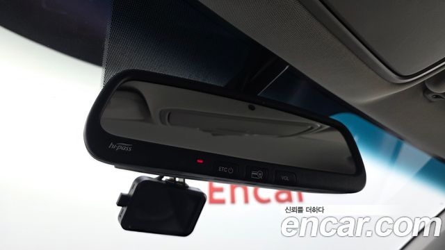 Kia K5 2018 — photo 20