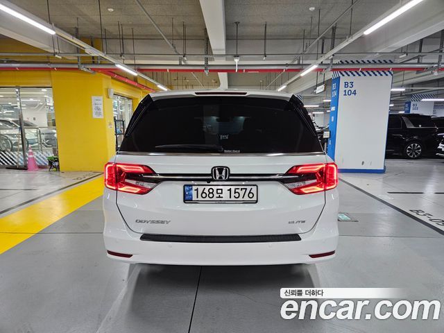 Honda Odyssey 2022 — photo 4