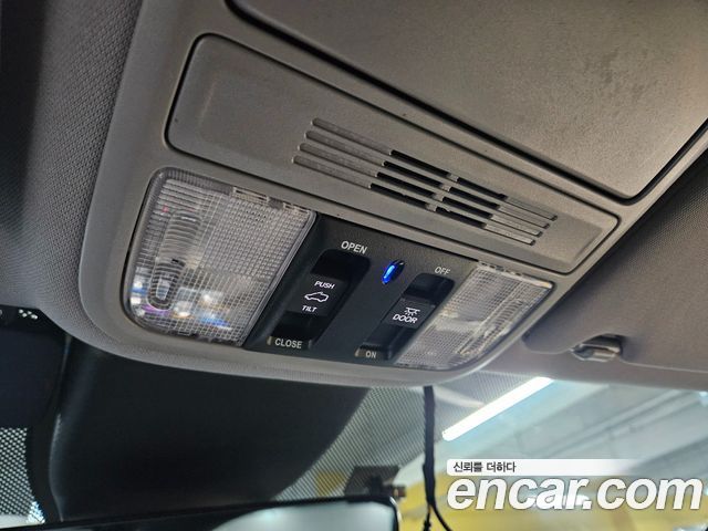 Honda Odyssey 2022 — photo 16