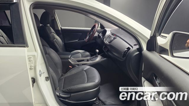 Kia Sportage 2015 — photo 11