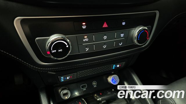 KG_Mobility_Ssangyong Rexton 2020 — photo 16