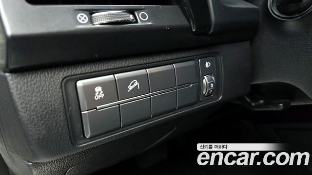 KG_Mobility_Ssangyong Rexton 2020 — photo 18