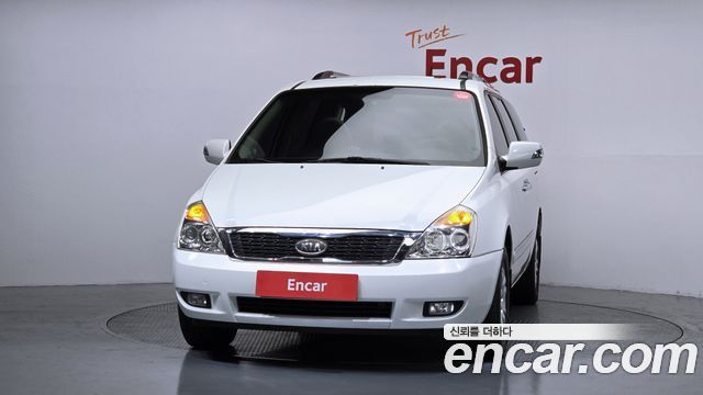 Kia Canival 2012 — photo 3